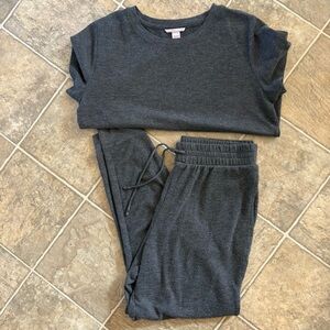 Victoria's Secret Charcoal Gray Womens Joggers & Tee Loungewear Set